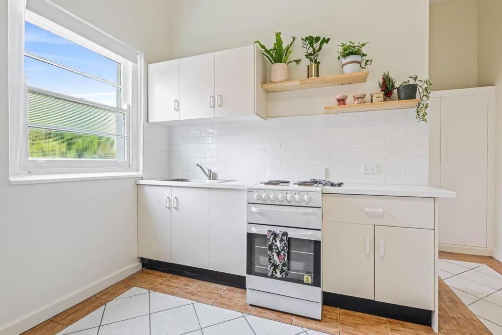 The Hideway In Petersham Sydney Exterior photo